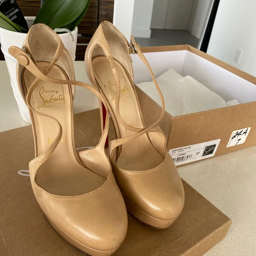 Christian Louboutins borghese cord 37 price to sell ! - Picture 7 of 16